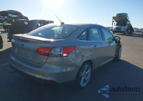 2015 Ford Focus Titanium from USA, damaged, VIN 1FADP3J23FL304788